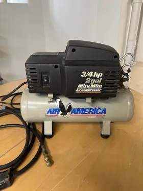 Fa7521-1 Air America Model Compressor 3/4 Hp 2 Gallon Used With Hose And Chuck