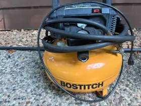 Mobxcm02012 Bostitch 6 Gallon 150 Psi Portable Electric Pancake Air Compressor Oil Free Steel Tank