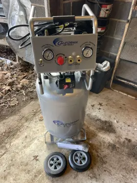 Cat-20020 California Air Tools 20020 Ultra Quiet 2hp 20 Gal. Steel Tank Compressor
