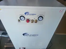 Cat-10020dspcad California Air Tools 10020dspcad 2 Hp 10 Gal Compressor With Cabinet&drain New