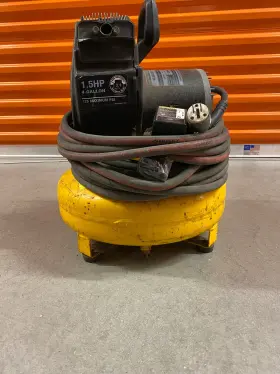 504307aj Campbell Hausfeld 4 Gallon 125 Psi Pancake Air Compressor Used