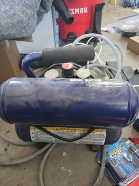 Fp199500 Campbell Hausfeld 2 Gal Portable Air Compressor 110 Psi 120v
