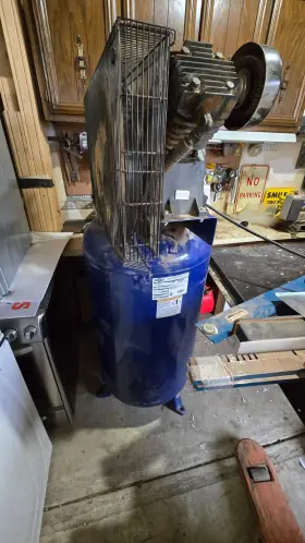 Xg5810 Campbell Hausfeld 80 Gallon Compressor Used