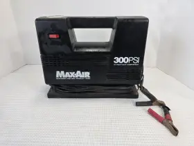 43479 Central Pneumatic Portable Air Compresser 300psi Car Battery Power Tire Inflator
