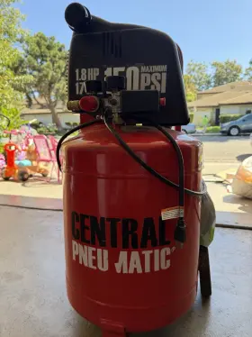 68066 Central Pneumatic 17 Gal 1.8 Hp 150 Psi Oil-free Portable Air Compressor 120v