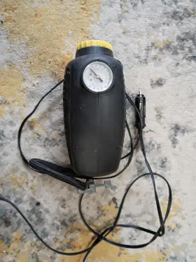 Pmc8620 Coleman Powermate 12v 260psi Air Compressor With Emergency Woklight