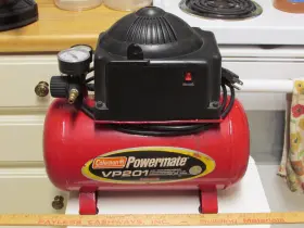 Coleman Vp201 2-gallon 160 Psi Portable Electric Hot Dog Air Compressor