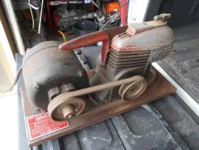 283-1842 Craftsman Vintage 1946 Sears Roebuck Running Air Compressor 283-1842 Craftsman Vintage 1946 Sears Roebuck Running Air Compressor