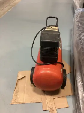 Craftsman 919.165250 Red 5 Hp 25 Gallon Single Cylinder Oil Free Air Compressor
