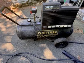 Craftsman 919.195411 25 Gal Portable Air Compressor 2 Hp 150 Psi 120/240v