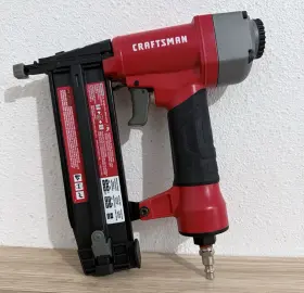 Cmpbn185b Craftsman 18-gauge Brad Pneumatic Nailer