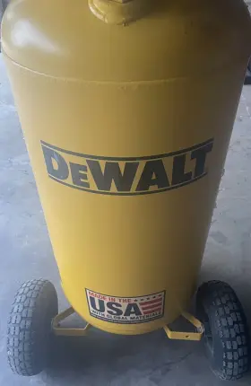 Dewalt 846212070536 Dxcm271.com 27 Gallon Electric Vertical Air Compressor