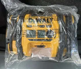 Dcc020 Dewalt 20v Cordless Portable Air Compressor 160 Psi 1 Gal Hose