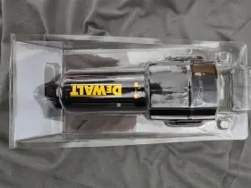 Dxcm019-0342 Dewalt 3/8 In Air Compressor Filter Dryer Brand New No Box