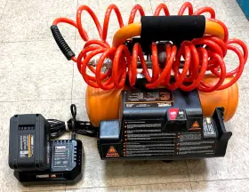 Pe20v1gck Freeman Ri1 Cordless Air Compressor Kit