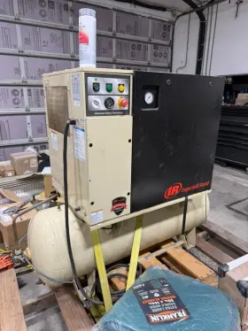 Ingersoll Rand Up6-5-125 5 Hp Rotary Screw Air Compressor 80 Gal Tank 125 Psi 18