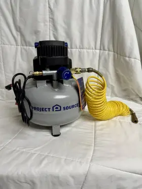 Lowes - Project Source 5181375 3-gallons Portable 110 Psi Pancake Air Compressor - New