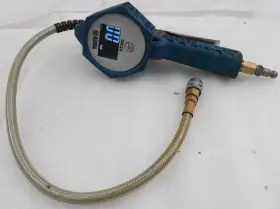 Dt7bq Matco Tools Rechargeable Digital Tire Inflator