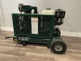 8422hk30 Rolair 9 Hp Two-stage Gas-powered Wheeled Air Compressor 8422hk30 Rolair 9 Hp Two-stage Gas-powered Wheeled Air Compressor