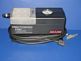 900.150250 Sears - Vintage Air Compressor/ Inflator Pump Tested/ Working Type 1