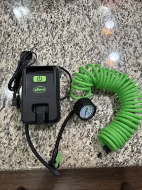 40081 Slime Garage Air Inflation Station Wall Mount 120 Volt Tire Inflator Pump