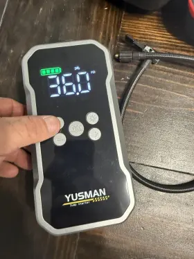 6000a Yusman Car Jump Starter Air Compressor Usb Light And Carrying Case