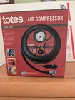 Totes Auto Club Portable Tire Air Compressor 260 Psi Nos Lightly USED000 Box. Price: $25.00.