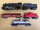 American Flyer Gauge Reading #307 4-4-2 Locomotive & Tender + Cars Untested Used. Price: $39.00.